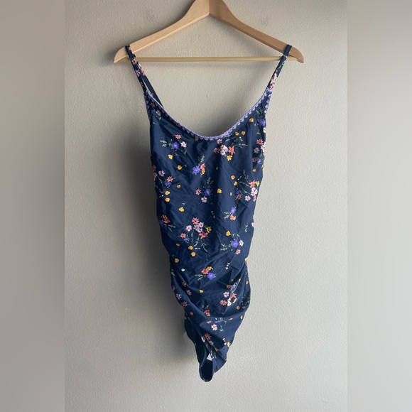 Cupshe Other - Cupshe Women Navy Floral Swimsuit One Piece Size XL